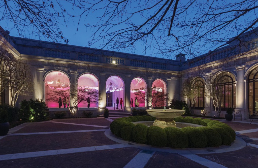 Lantern Field at Smithsonian Freer Gallery (photo by Jeff Goldberg)